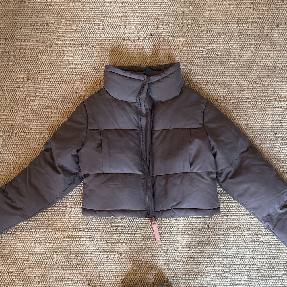 Cropped Gymshark Puffer Jacket